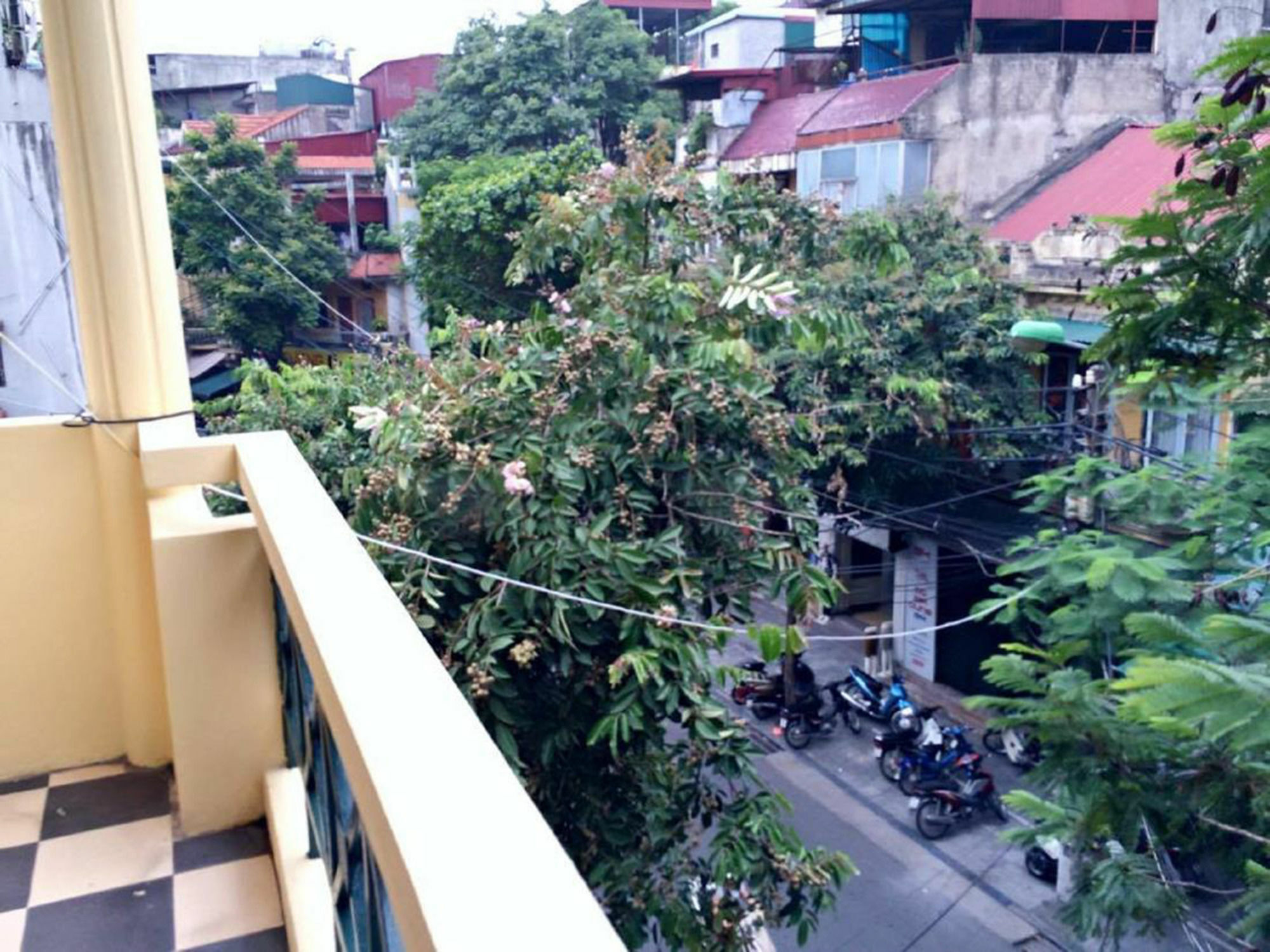 Thuc At 3Am Vandrarhem Hanoi Exteriör bild